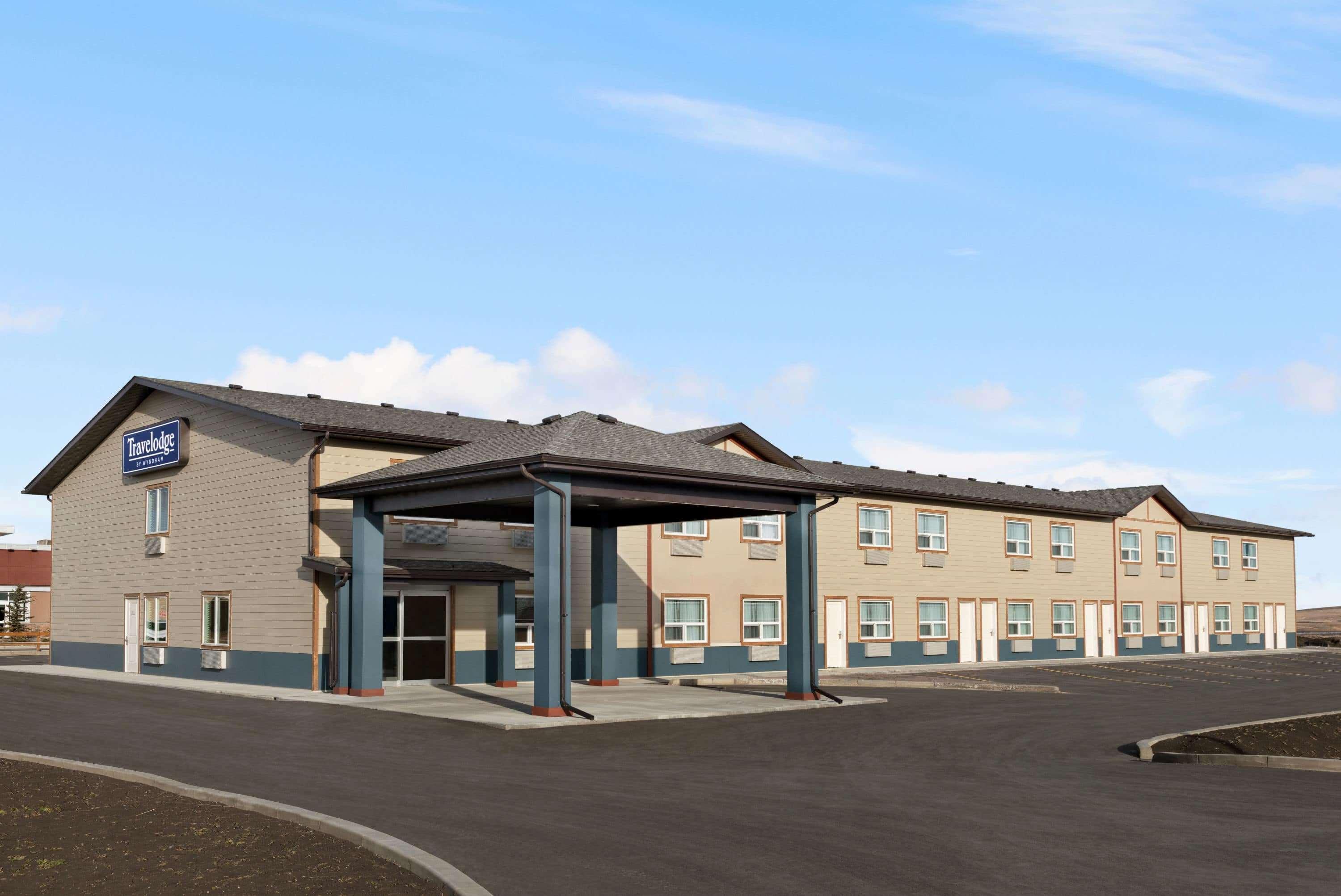Travelodge By Wyndham Pincher Creek Kültér fotó
